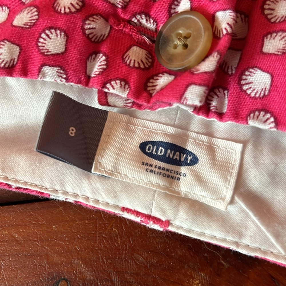 Old Navy Women's Shorts Size 8 Pink White Shells - Picture 3 of 4